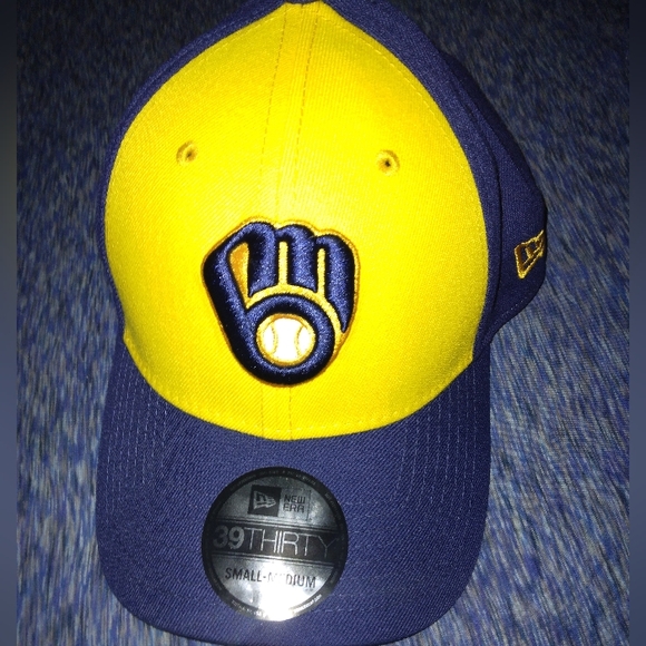 Milwaukee Brewers New Era team classic all to 3930 Flex hat blue & gold size s/m - Picture 4 of 4